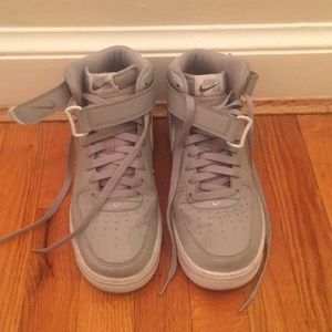 Nike Air Force 1 wolf grey. Size 8.5.